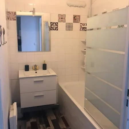T2, Bord De Et Piscine Appartamento